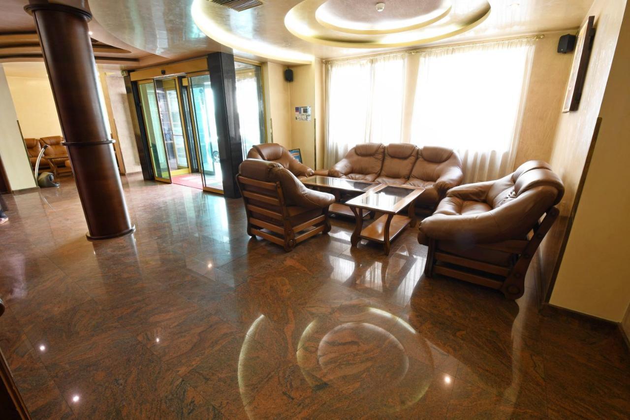 Hotel Rai Sofia Buitenkant foto