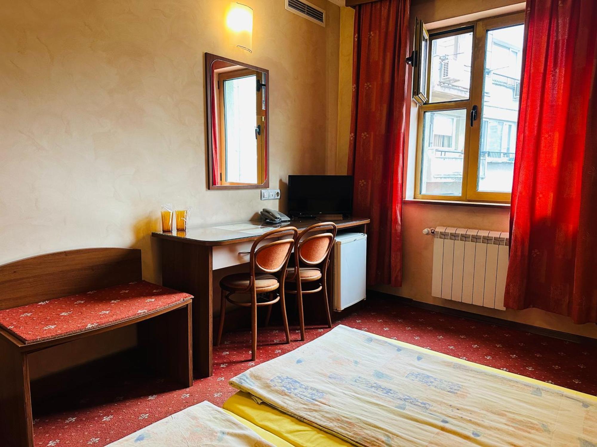 Hotel Rai Sofia Buitenkant foto